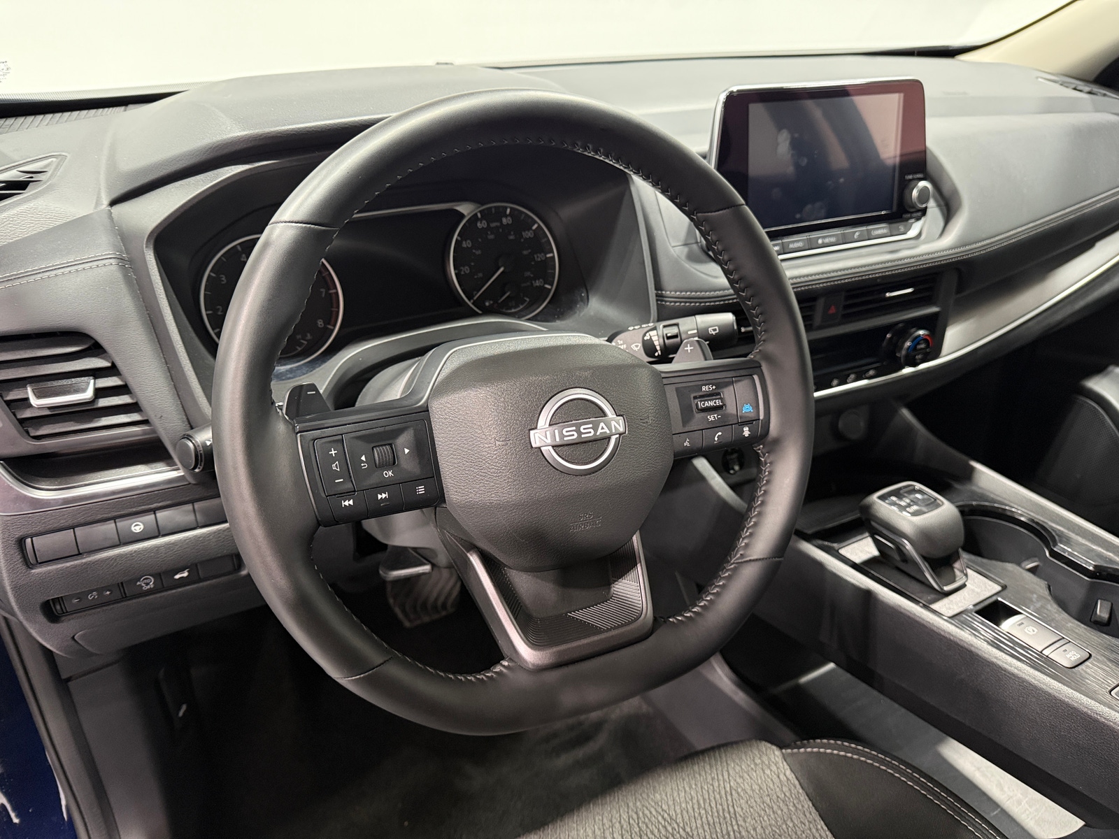 Thumbnail: 2025 Nissan Rogue - 5