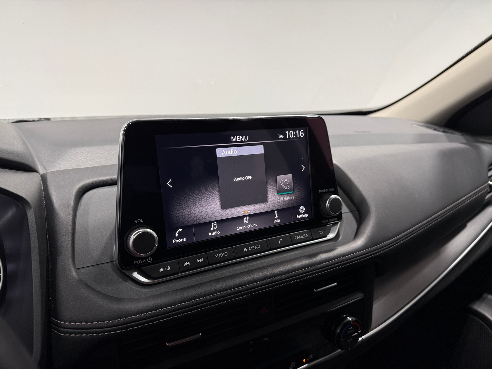 Thumbnail: 2025 Nissan Rogue - 4