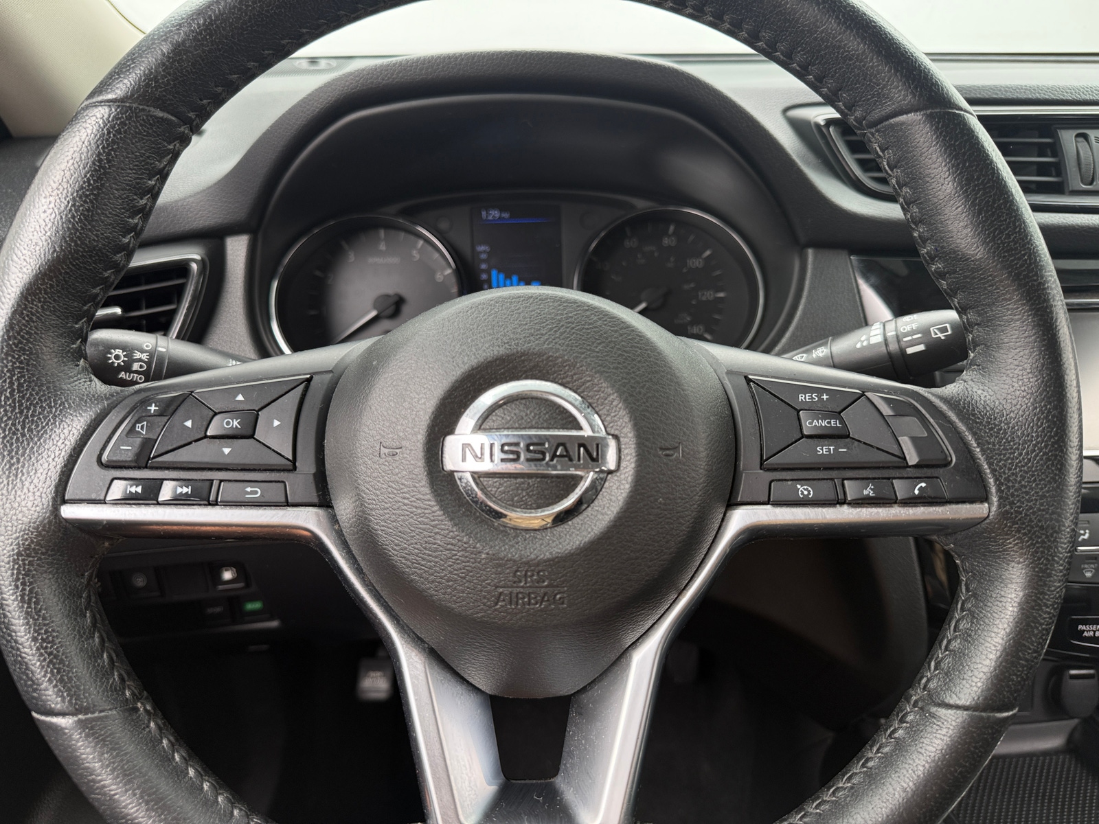 Thumbnail: 2020 Nissan Rogue - 5