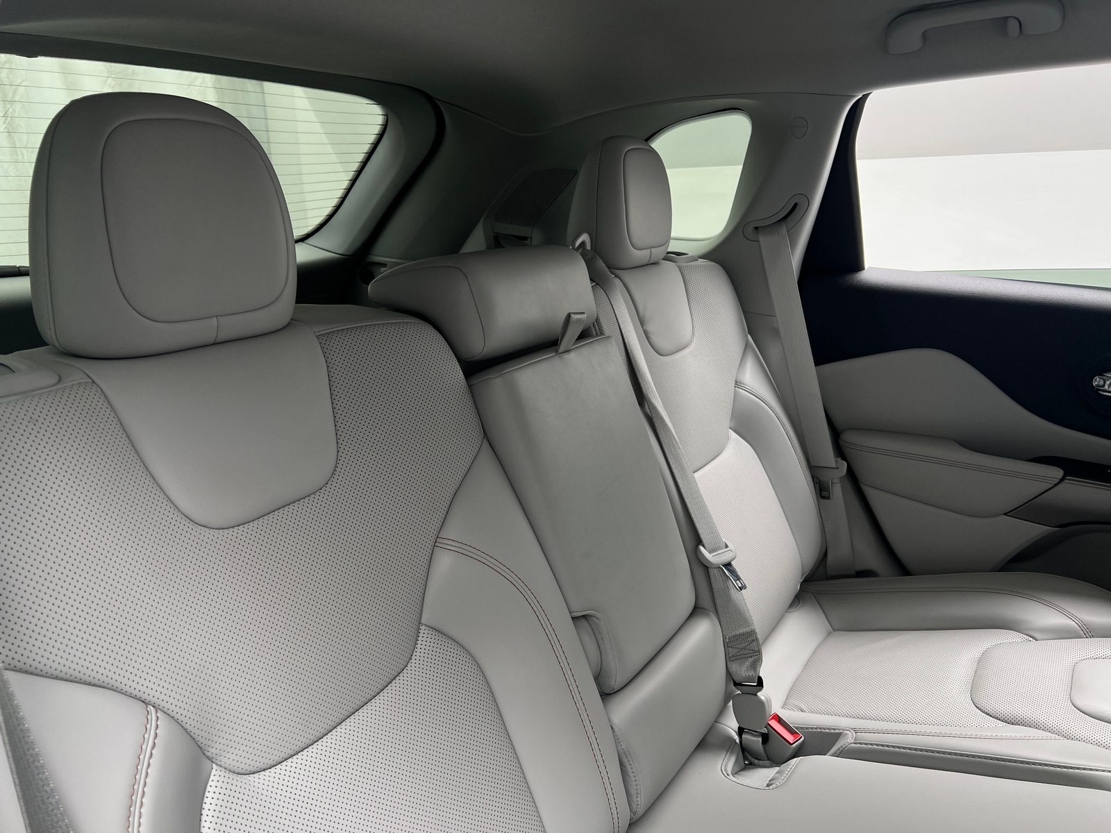 Thumbnail: 2021 Jeep Cherokee - 5