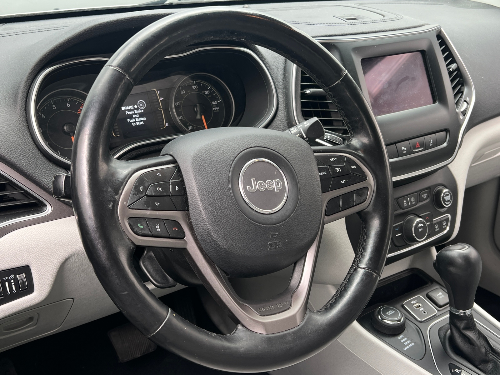 Thumbnail: 2021 Jeep Cherokee - 4