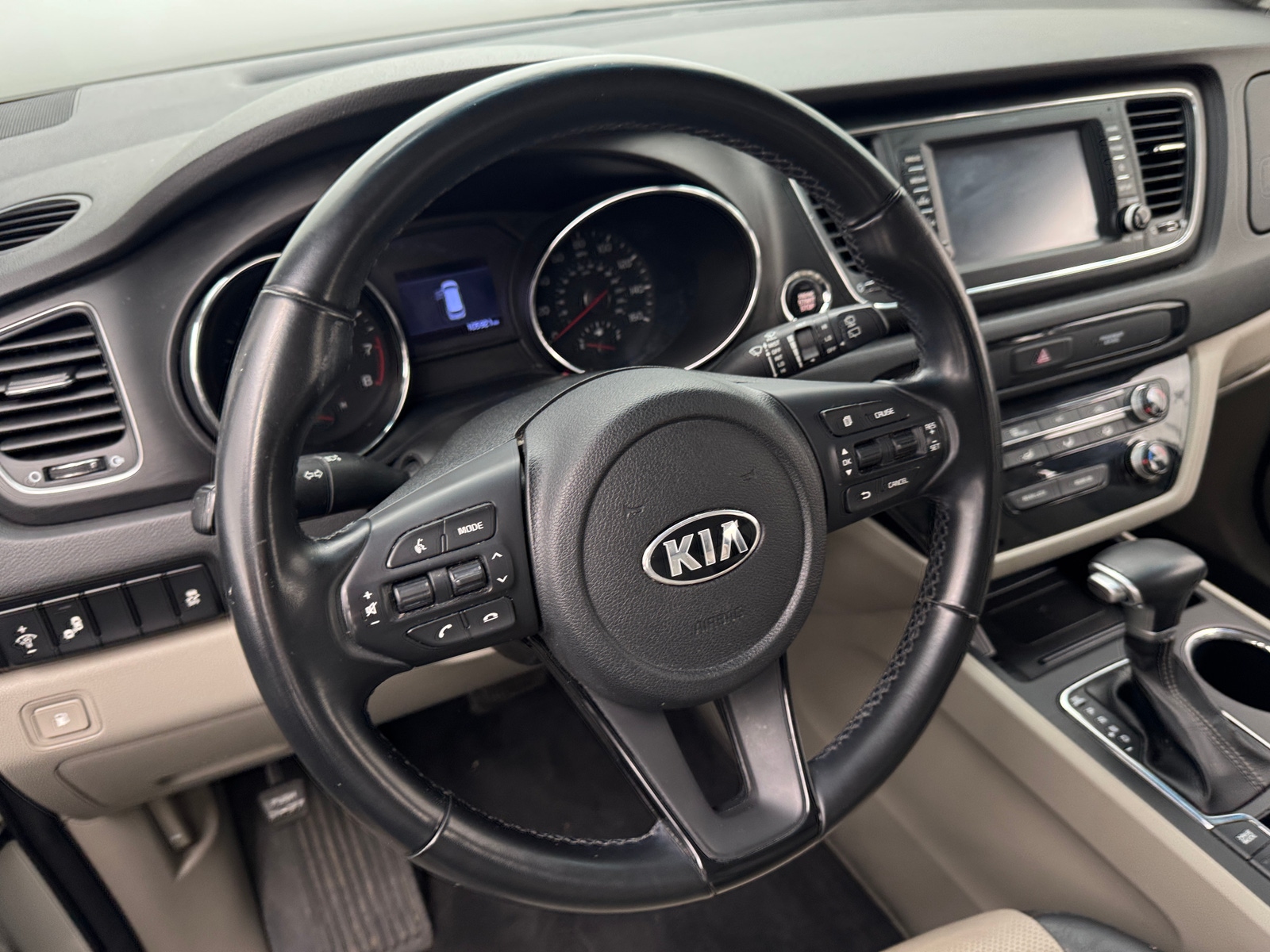 Thumbnail: 2020 Kia Sedona - 4