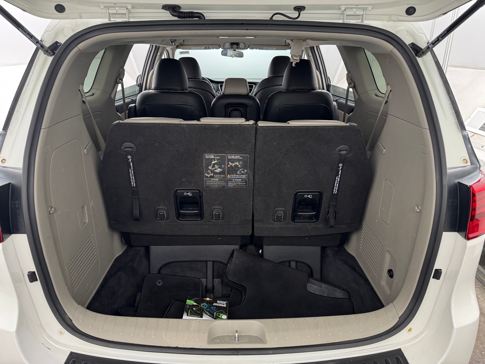 Thumbnail: 2020 Kia Sedona - 6