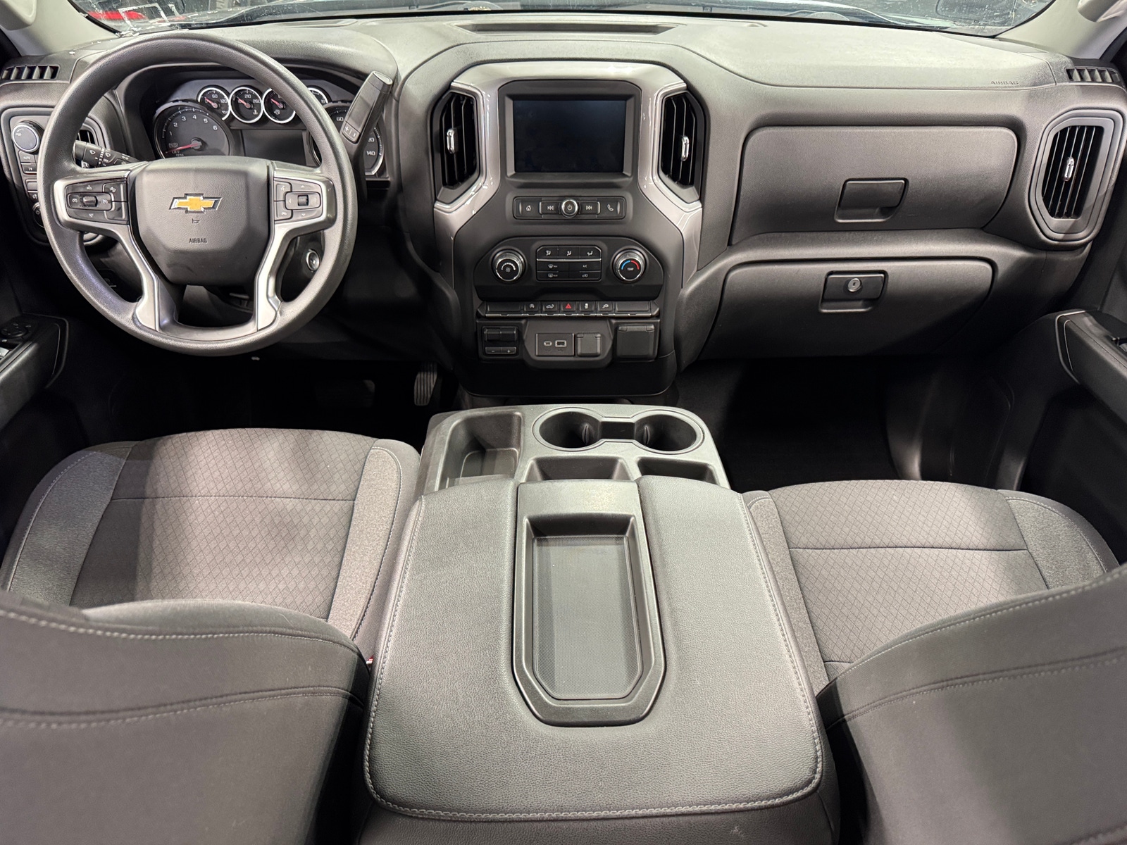 Thumbnail: 2022 Chevrolet Silverado 1500 - 3