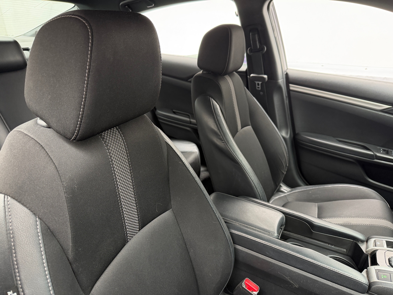 Thumbnail: 2020 Honda Civic - 2