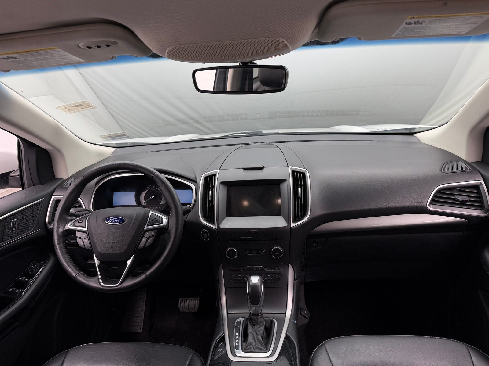 Thumbnail: 2017 Ford Edge - 3