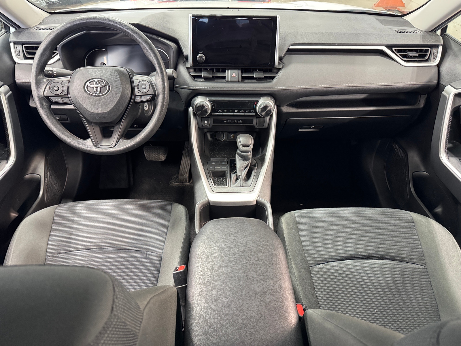 Thumbnail: 2023 Toyota RAV4 - 3