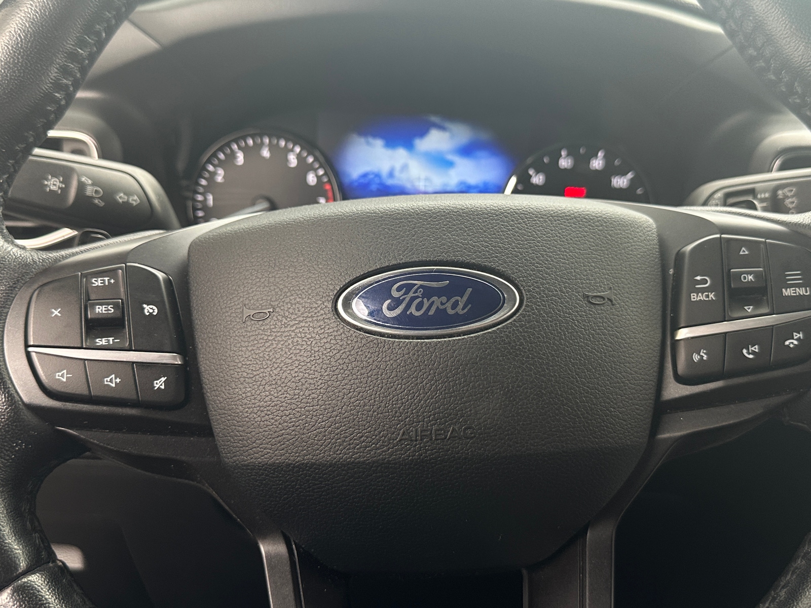Thumbnail: 2020 Ford Explorer - 4