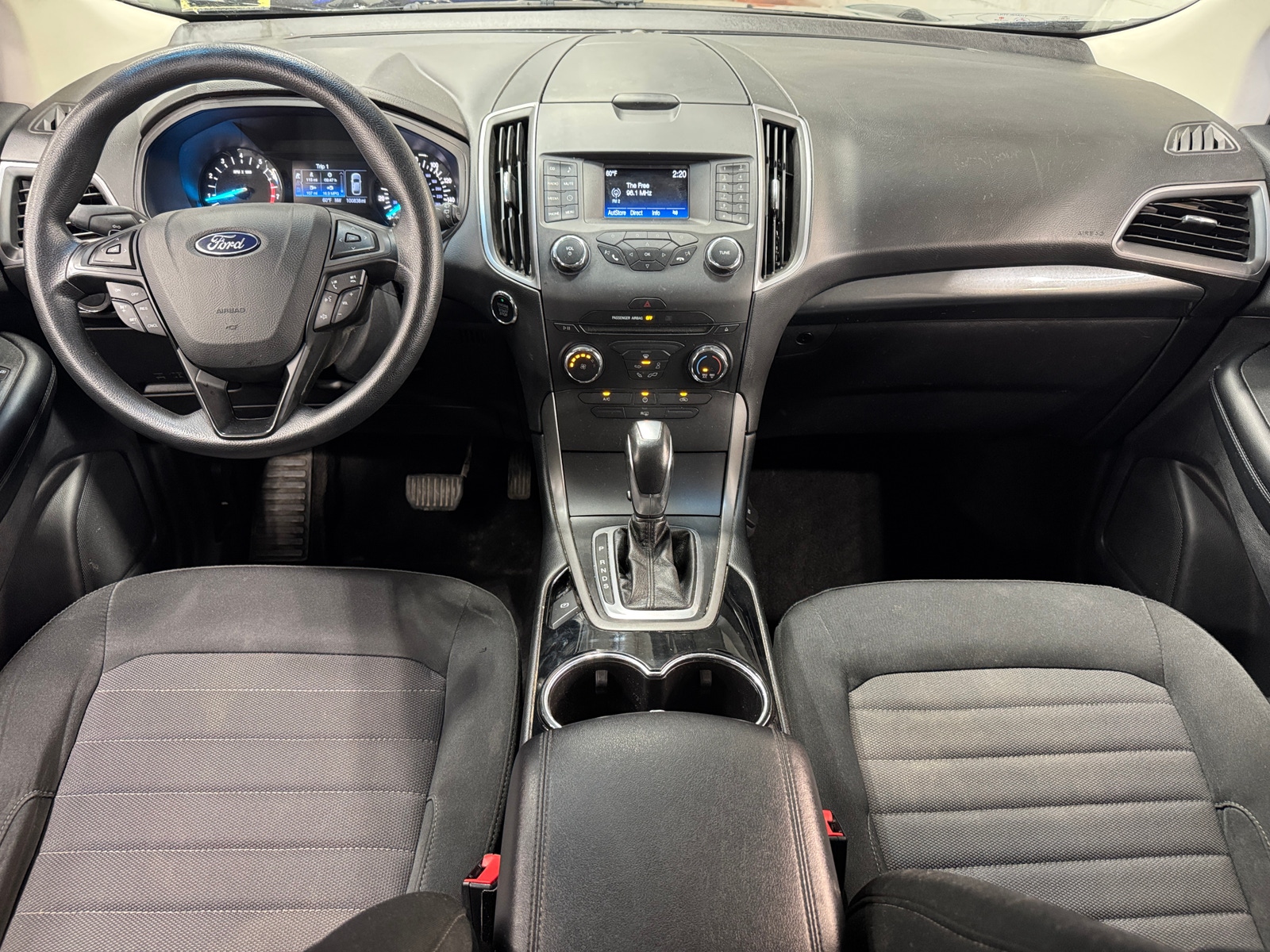 Thumbnail: 2018 Ford Edge - 3