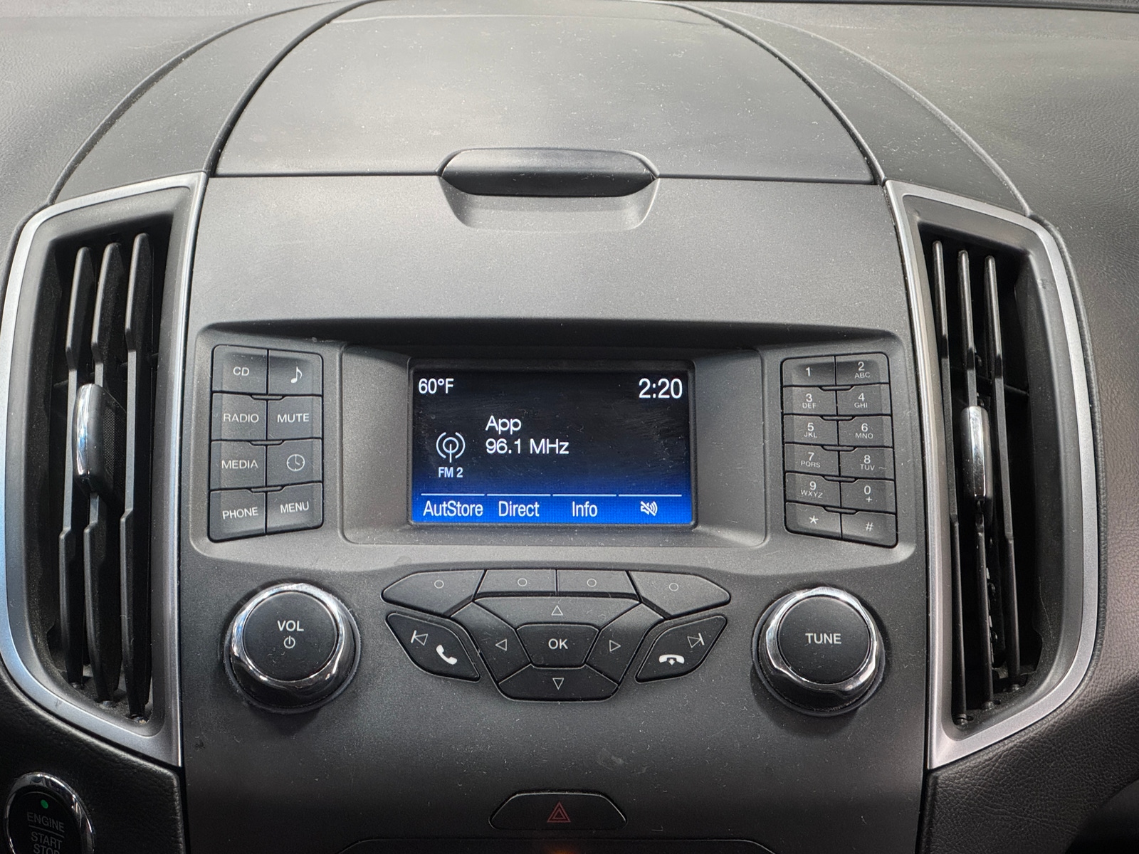 Thumbnail: 2018 Ford Edge - 4