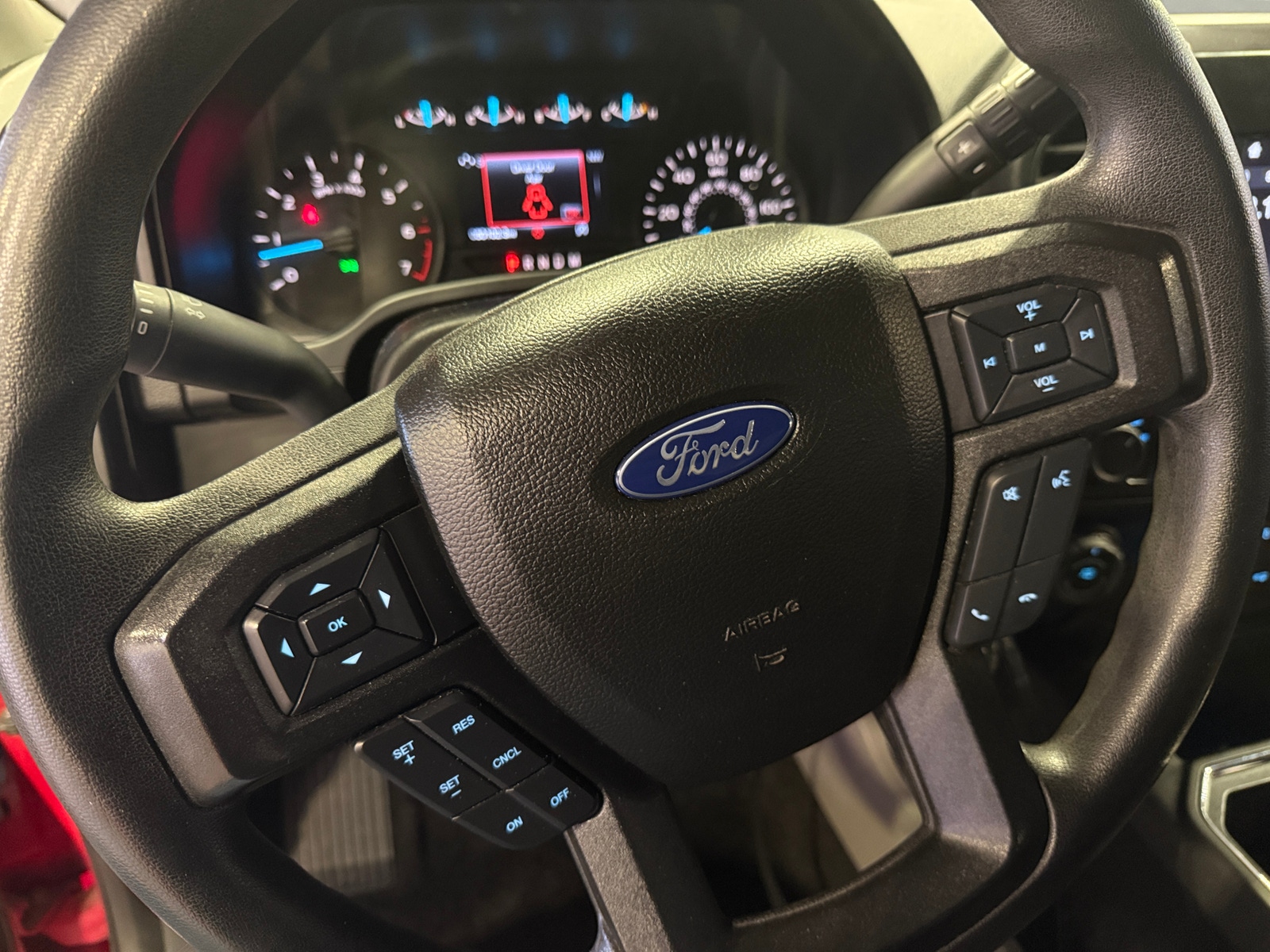 Thumbnail: 2018 Ford Econoline - 5