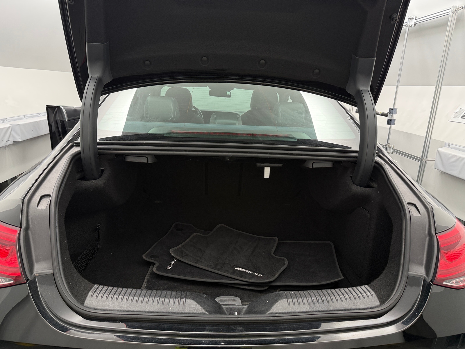 Thumbnail: 2020 Mercedes-Benz CLS - 6