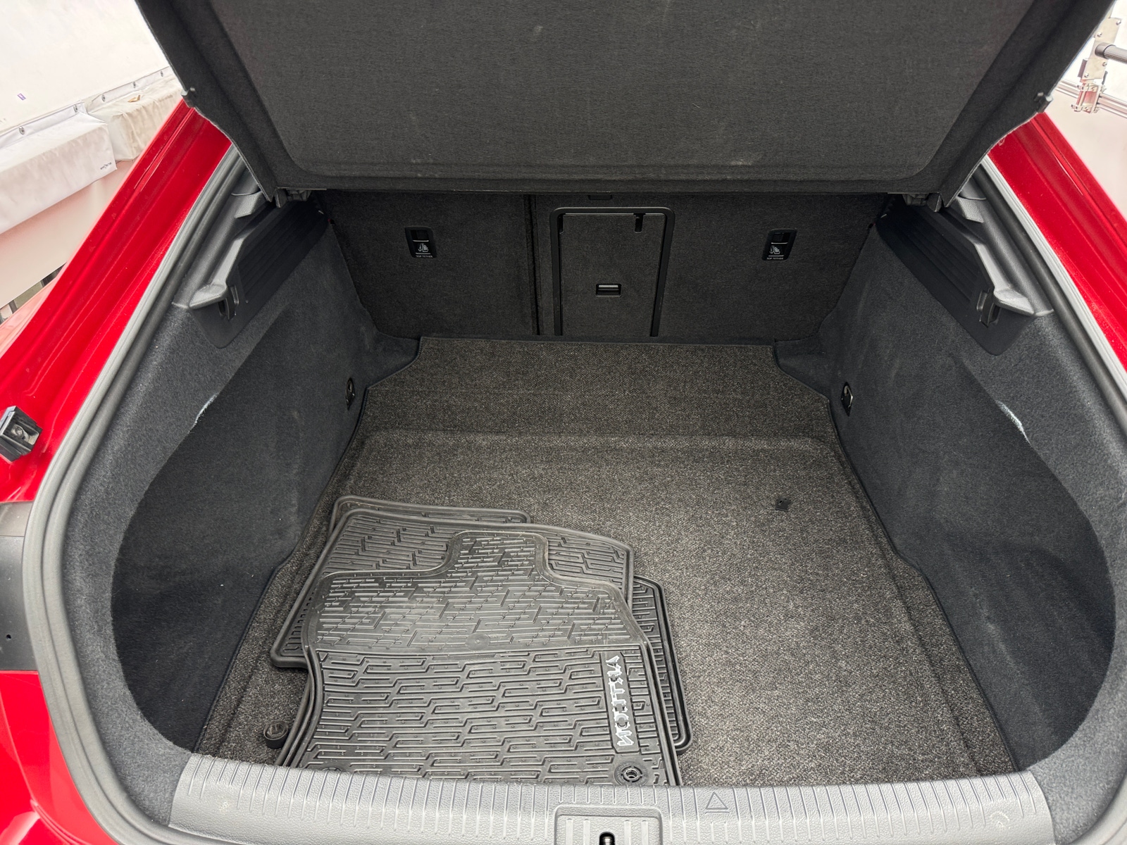 Thumbnail: 2021 Volkswagen Arteon - 6