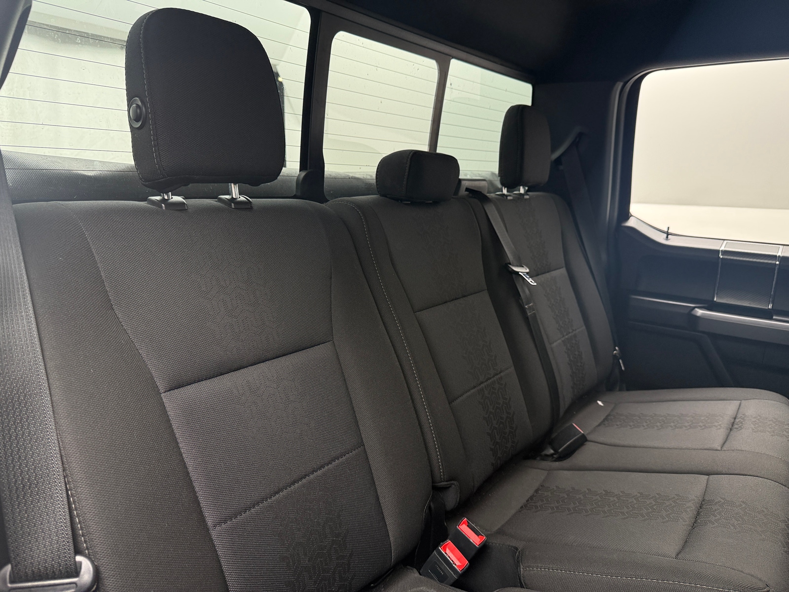 Thumbnail: 2019 Ford Econoline - 6