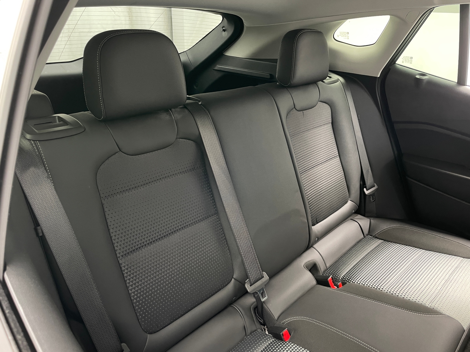 Thumbnail: 2025 Chevrolet Trax - 6