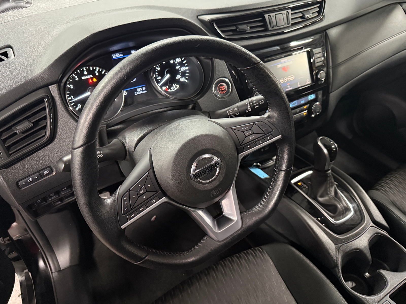 Thumbnail: 2020 Nissan Rogue - 5