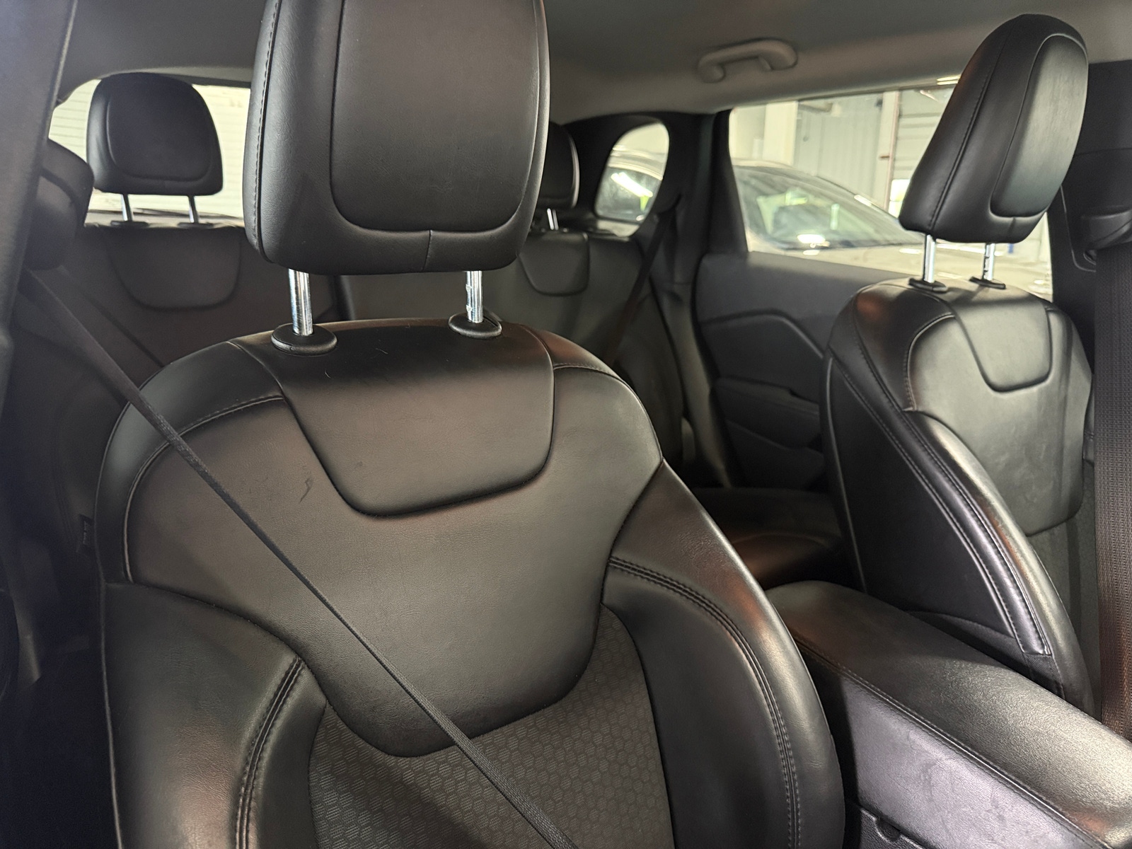 Thumbnail: 2020 Jeep Cherokee - 2