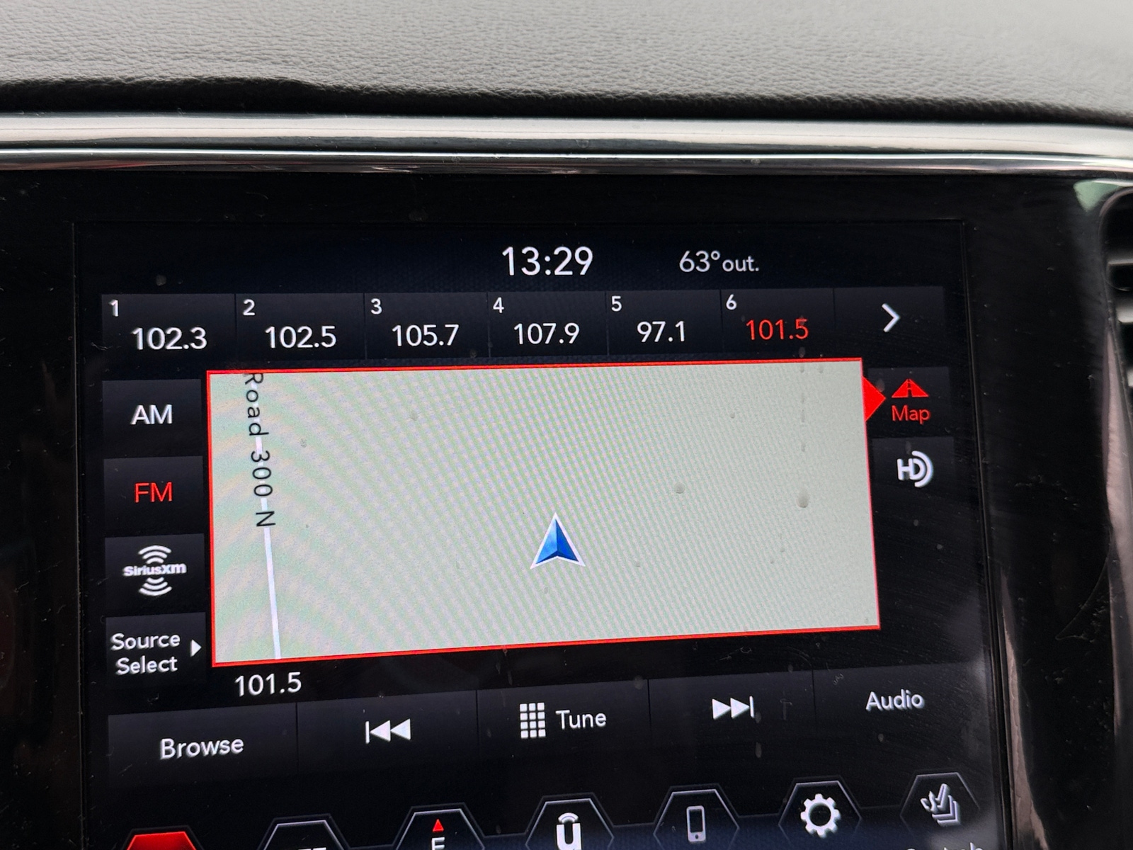 Thumbnail: 2022 Jeep Grand Cherokee - 3