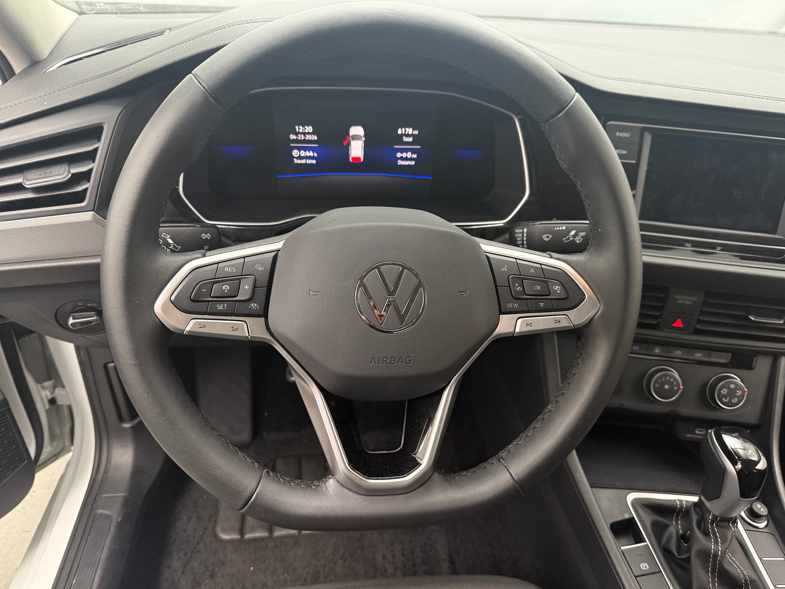 Thumbnail: 2024 Volkswagen Jetta - 5