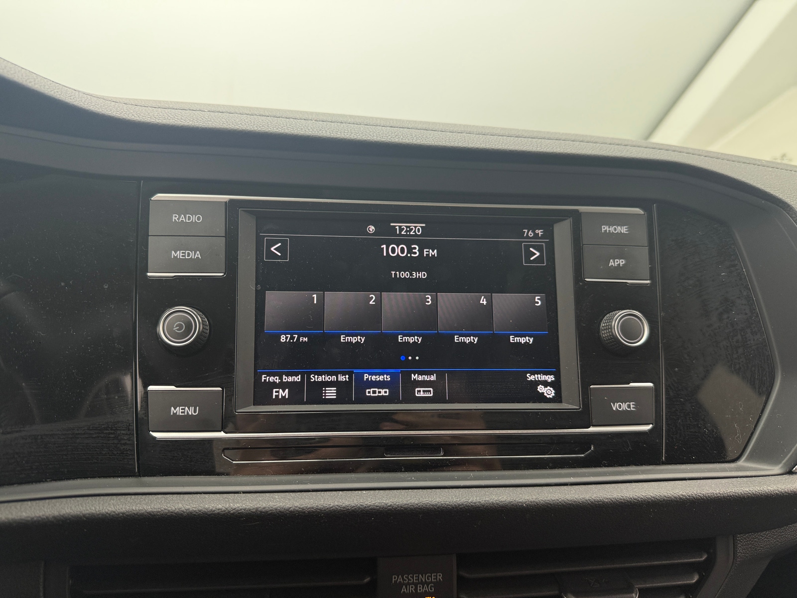 Thumbnail: 2024 Volkswagen Jetta - 4