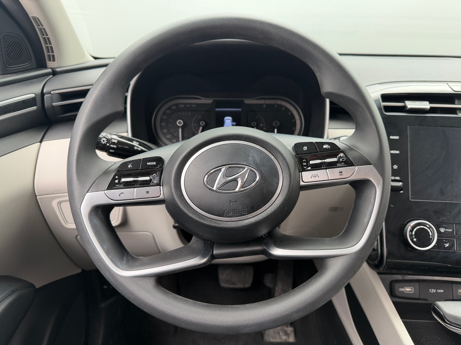 Thumbnail: 2022 Hyundai Tucson - 5