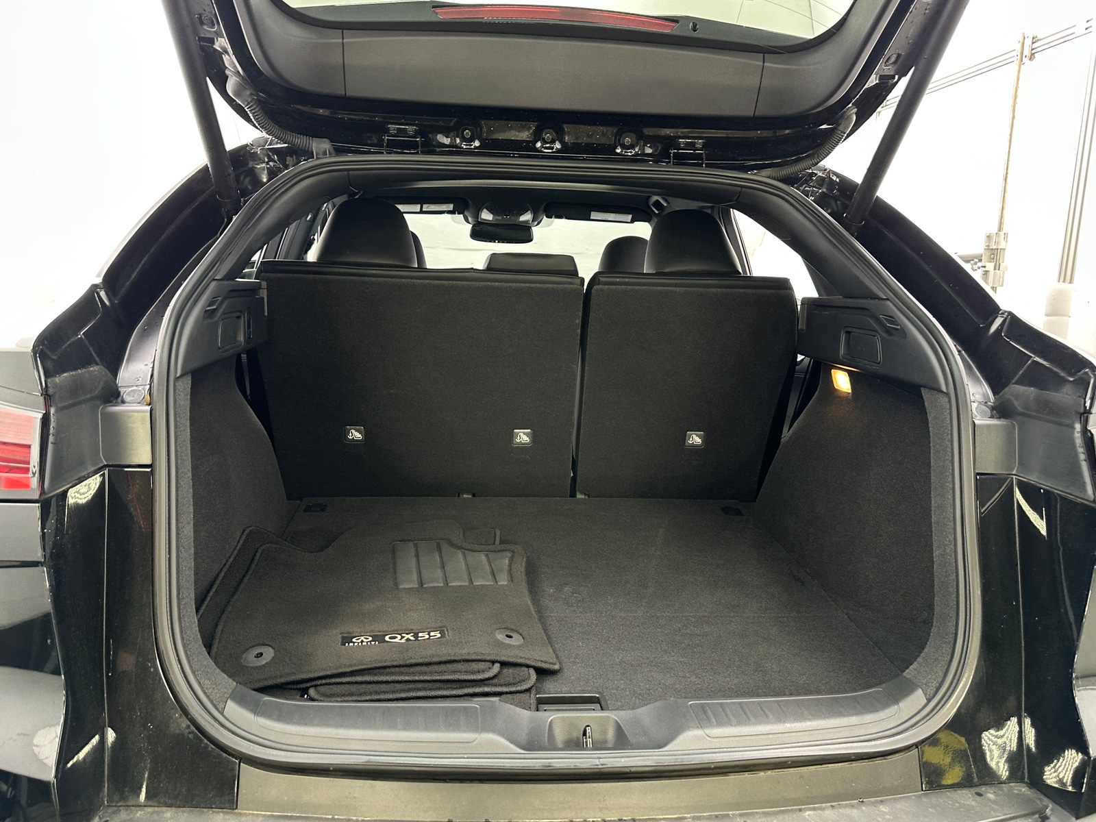 Thumbnail: 2022 INFINITI QX55 - 6