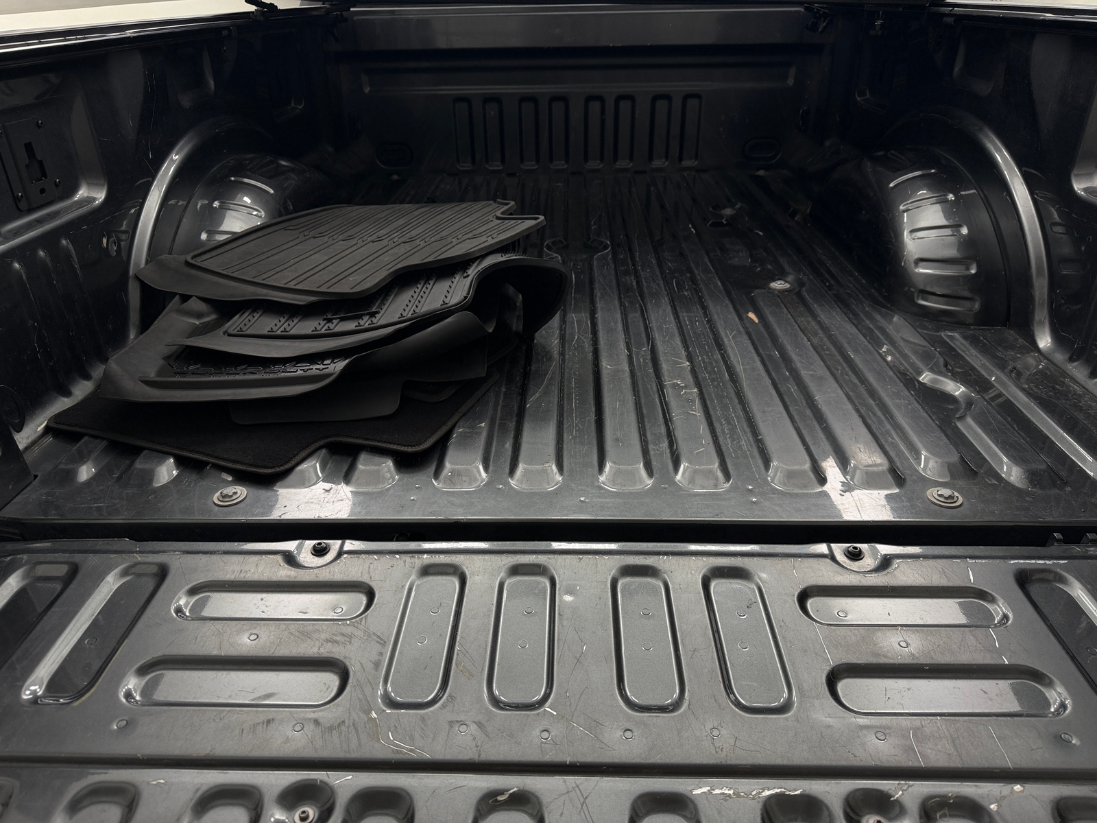 Thumbnail: 2020 Ford Econoline - 6