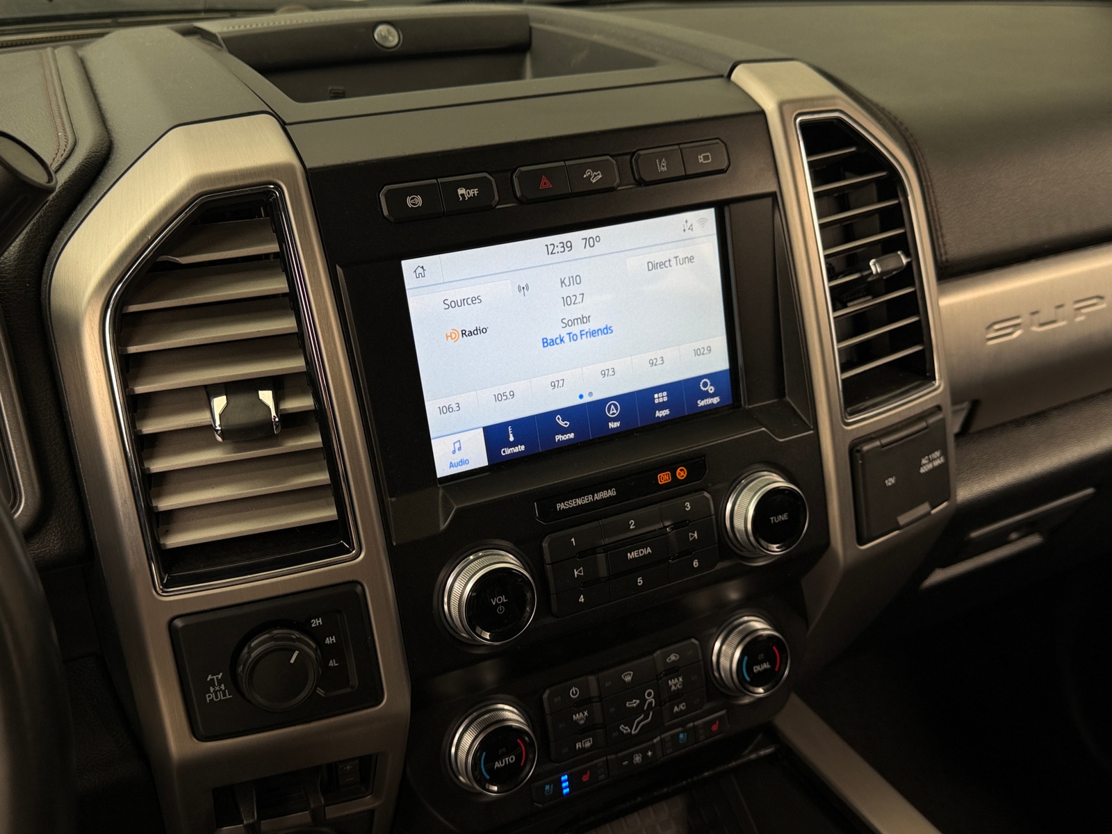 Thumbnail: 2020 Ford Econoline - 3