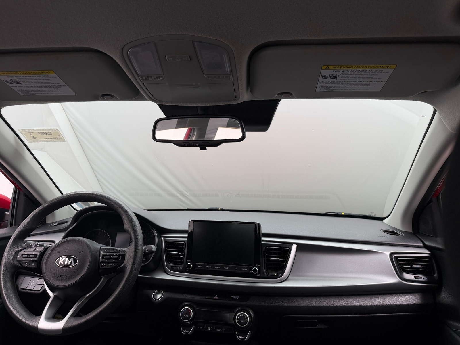 Thumbnail: 2021 Kia Rio - 3