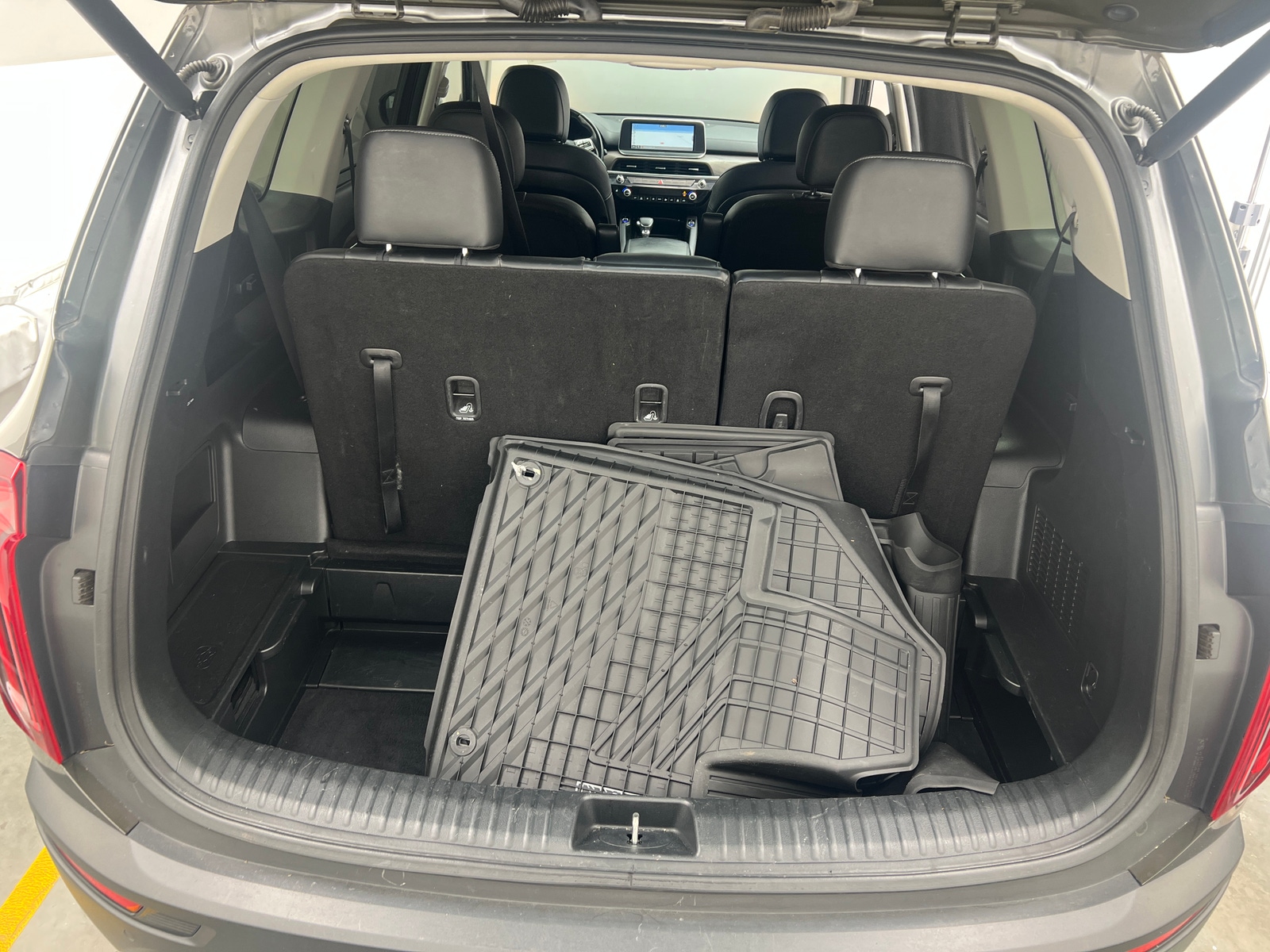 Thumbnail: 2022 Kia Telluride - 6