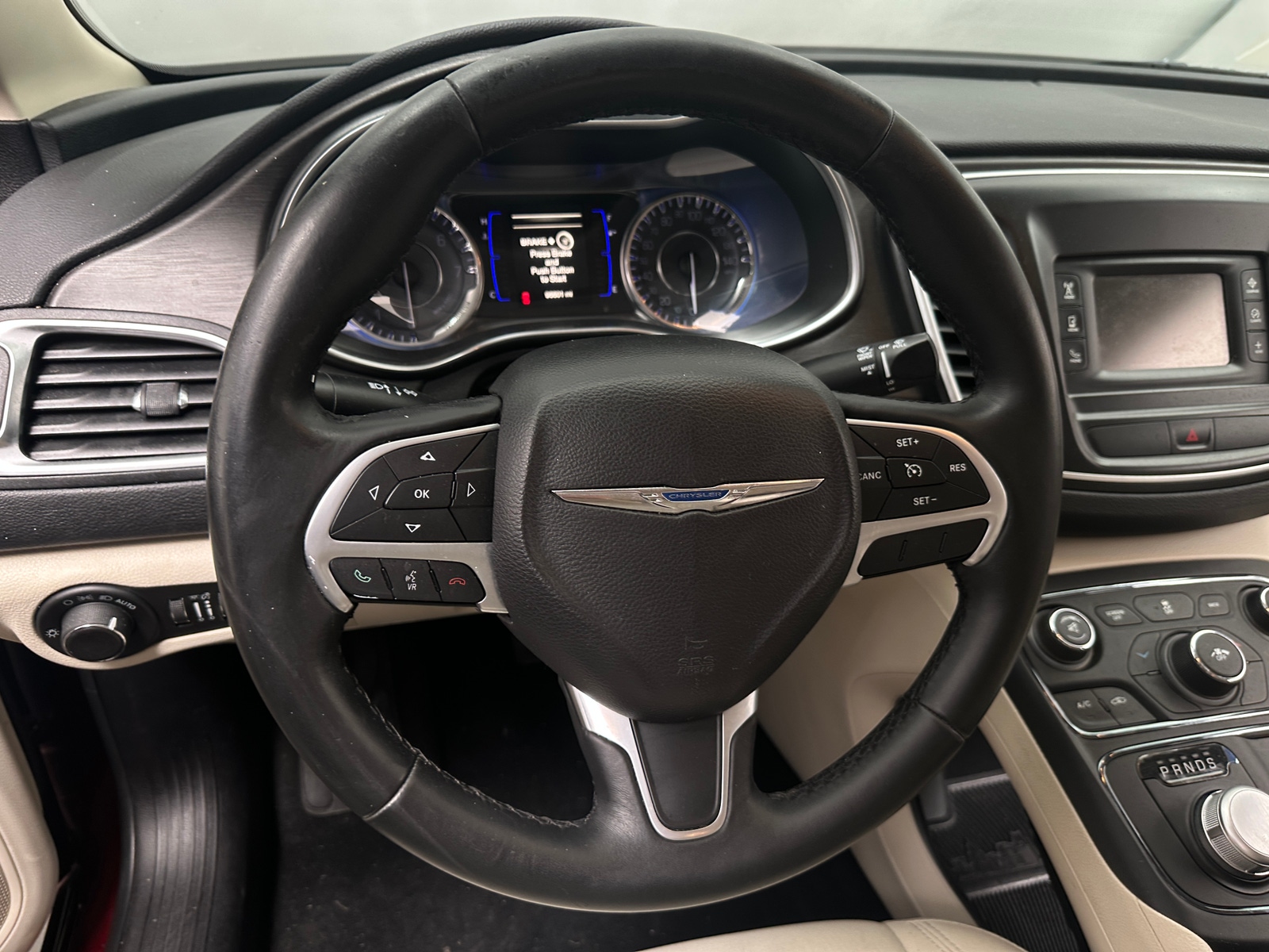 Thumbnail: 2016 Chrysler 200 - 5