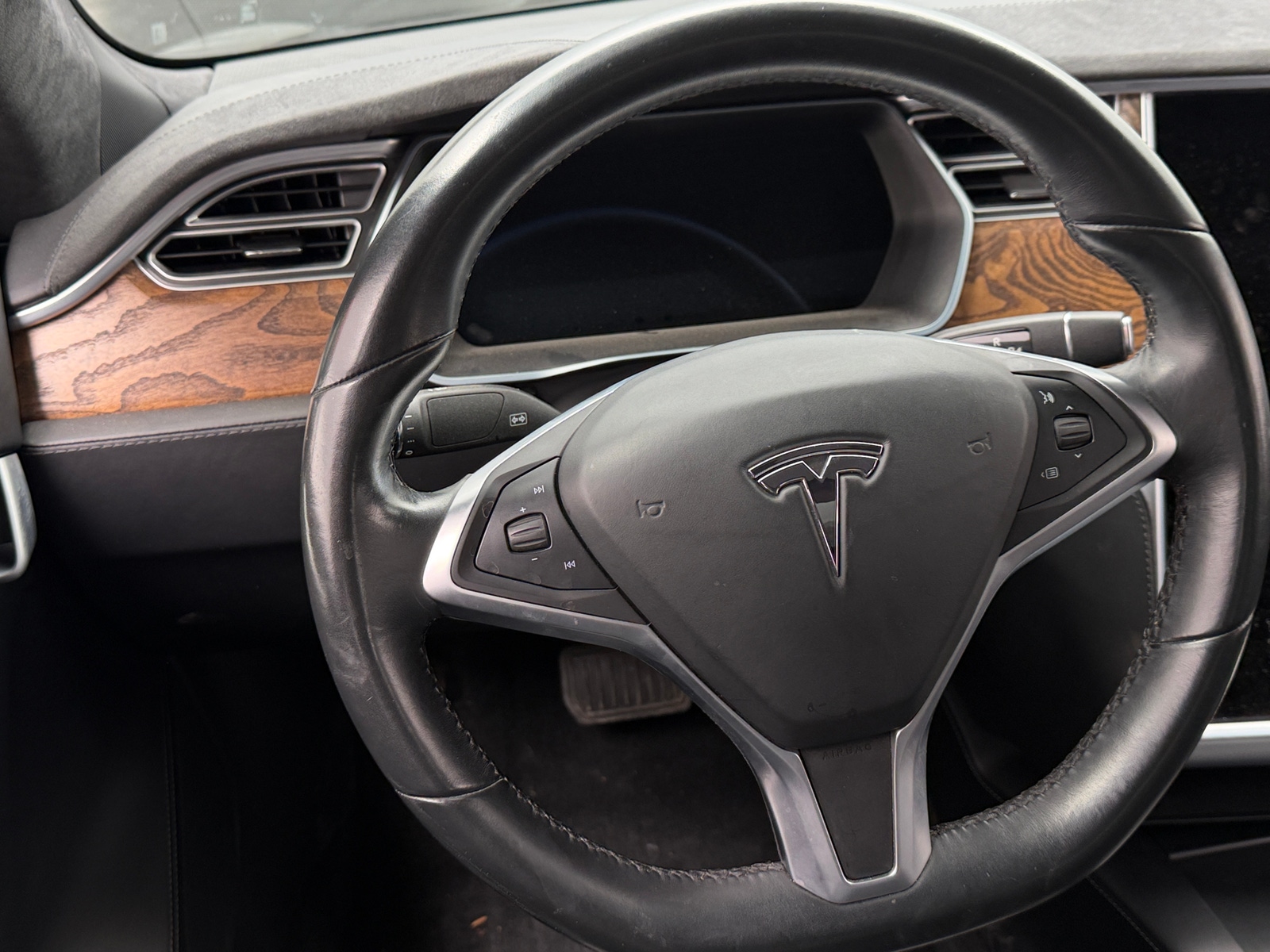 Thumbnail: 2017 Tesla Model S - 4