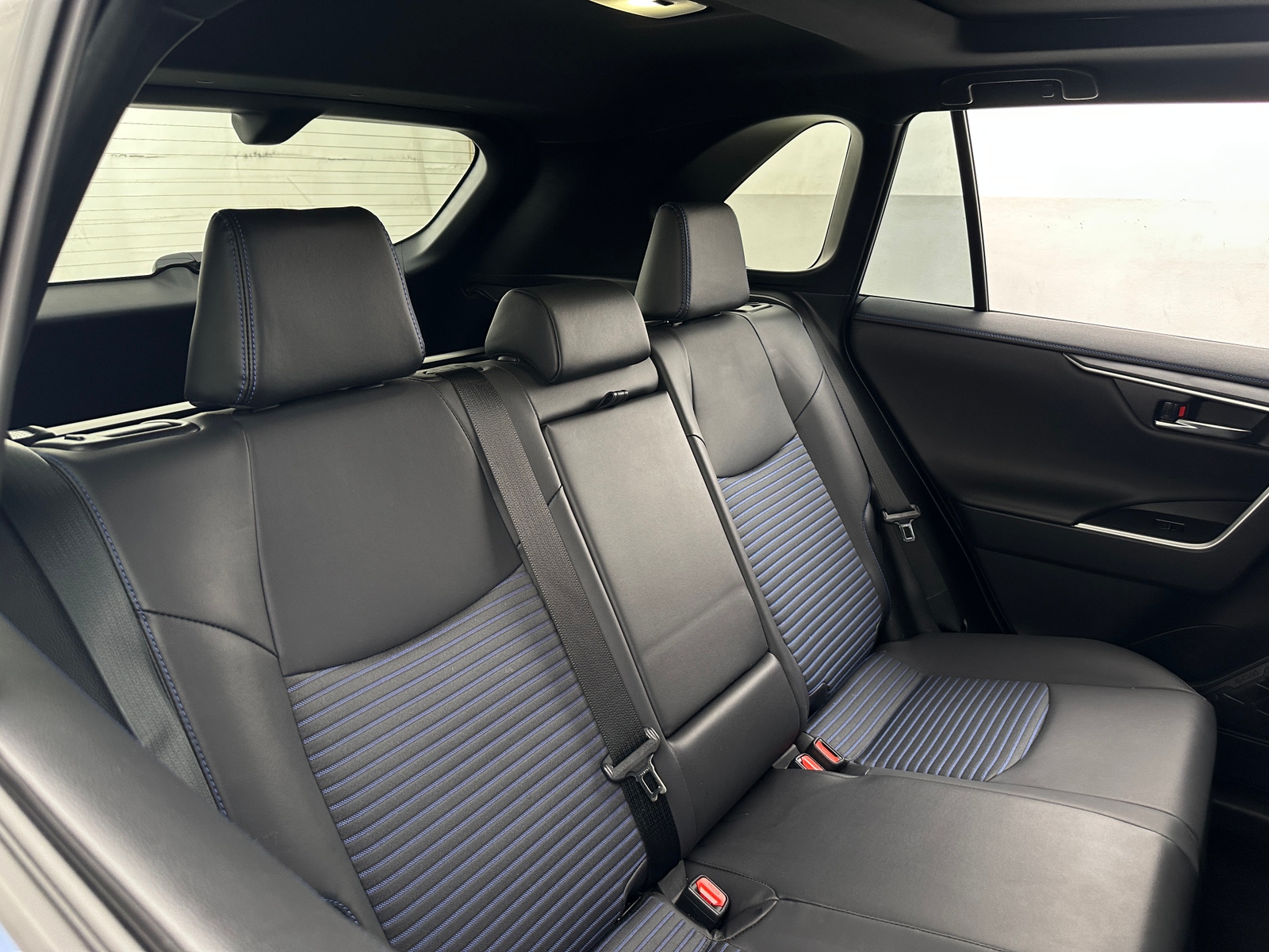 Thumbnail: 2024 Toyota RAV4 - 5