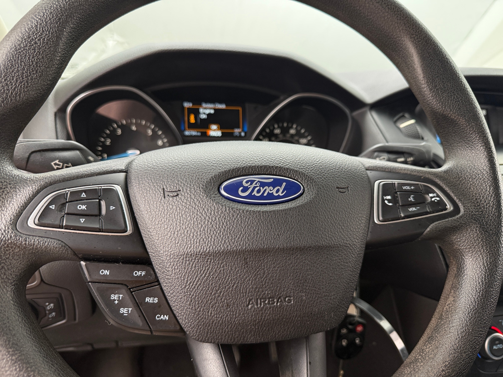 Thumbnail: 2018 Ford Focus - 5