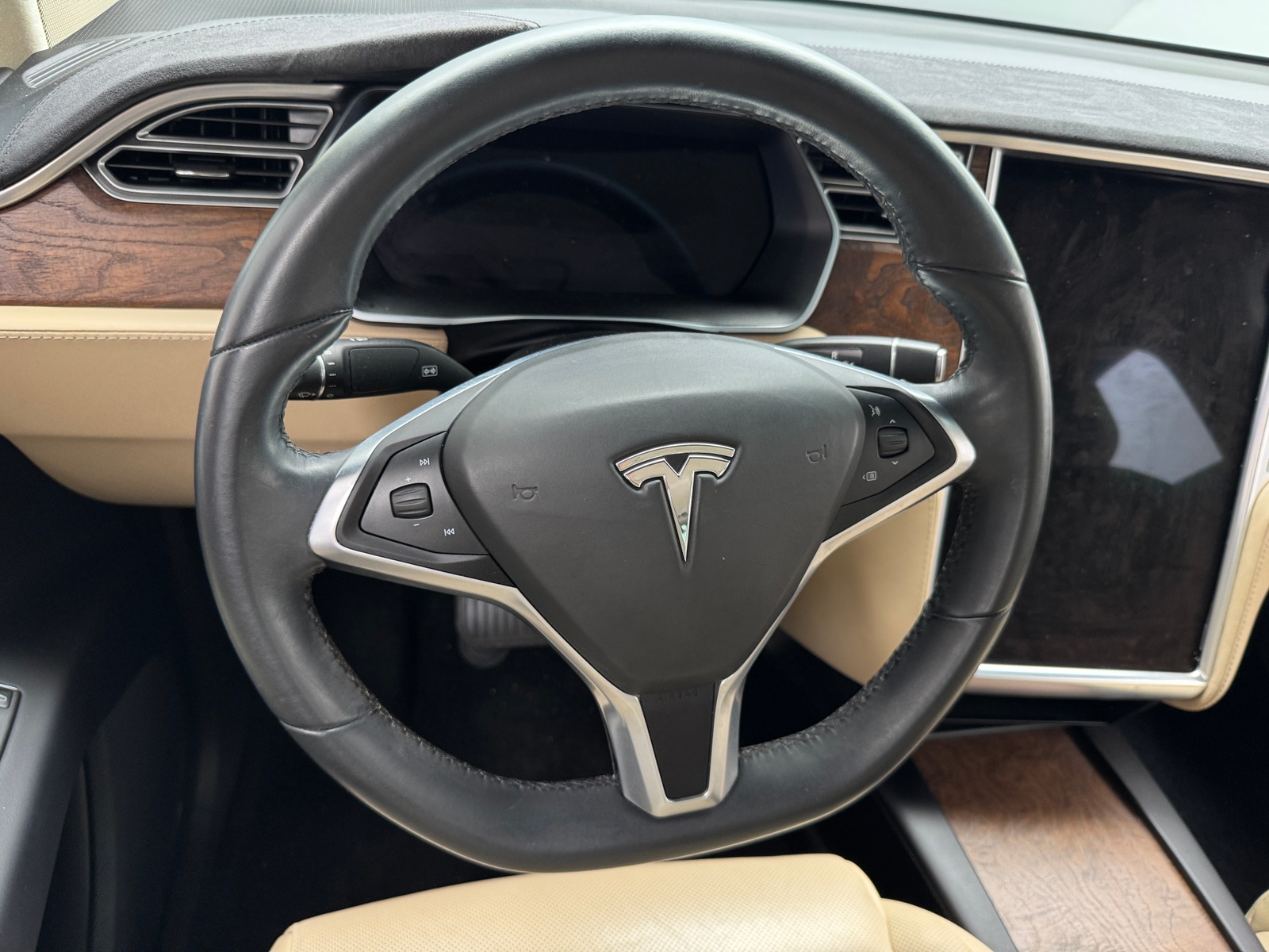 Thumbnail: 2017 Tesla Model X - 4