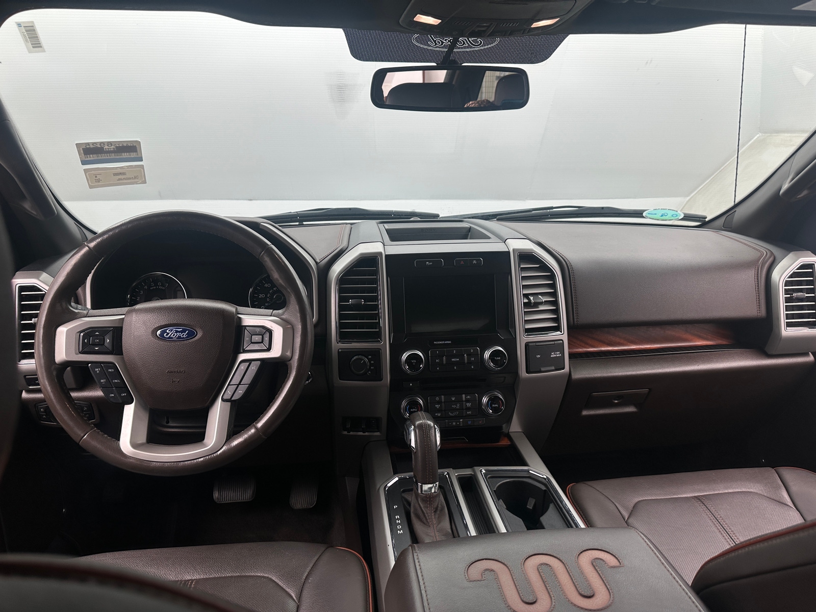 Thumbnail: 2017 Ford Econoline - 3