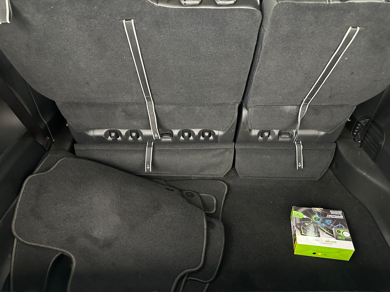 Thumbnail: 2025 Chrysler Pacifica - 6