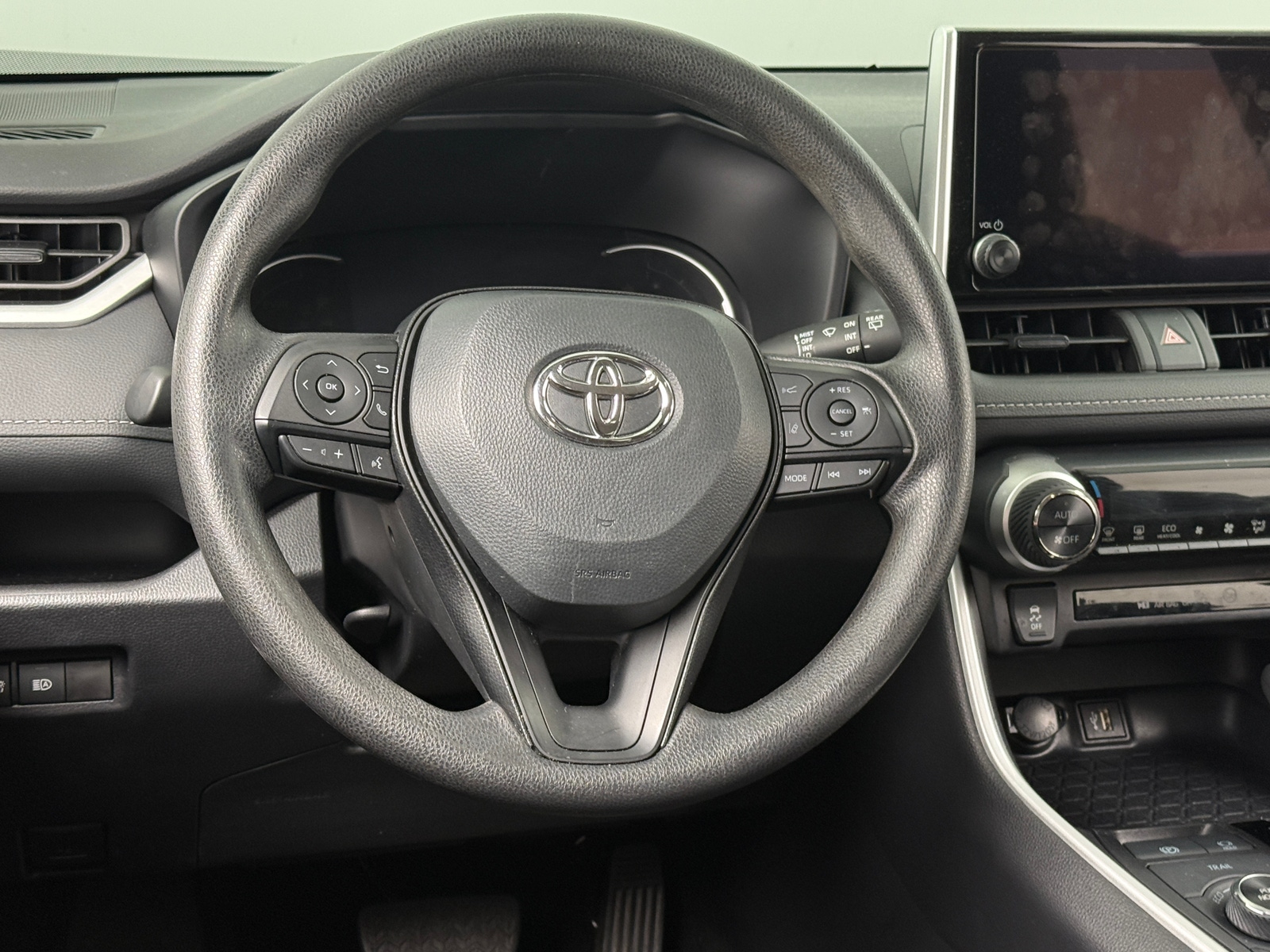 Thumbnail: 2025 Toyota RAV4 - 5