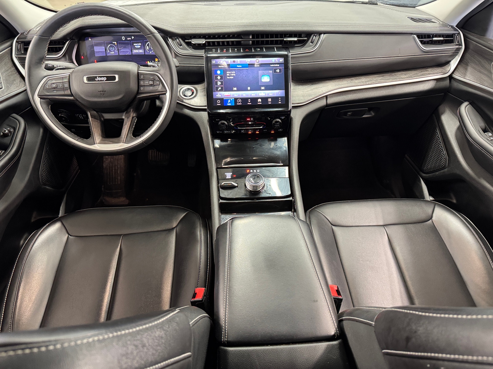 Thumbnail: 2023 Jeep Grand Cherokee L - 2