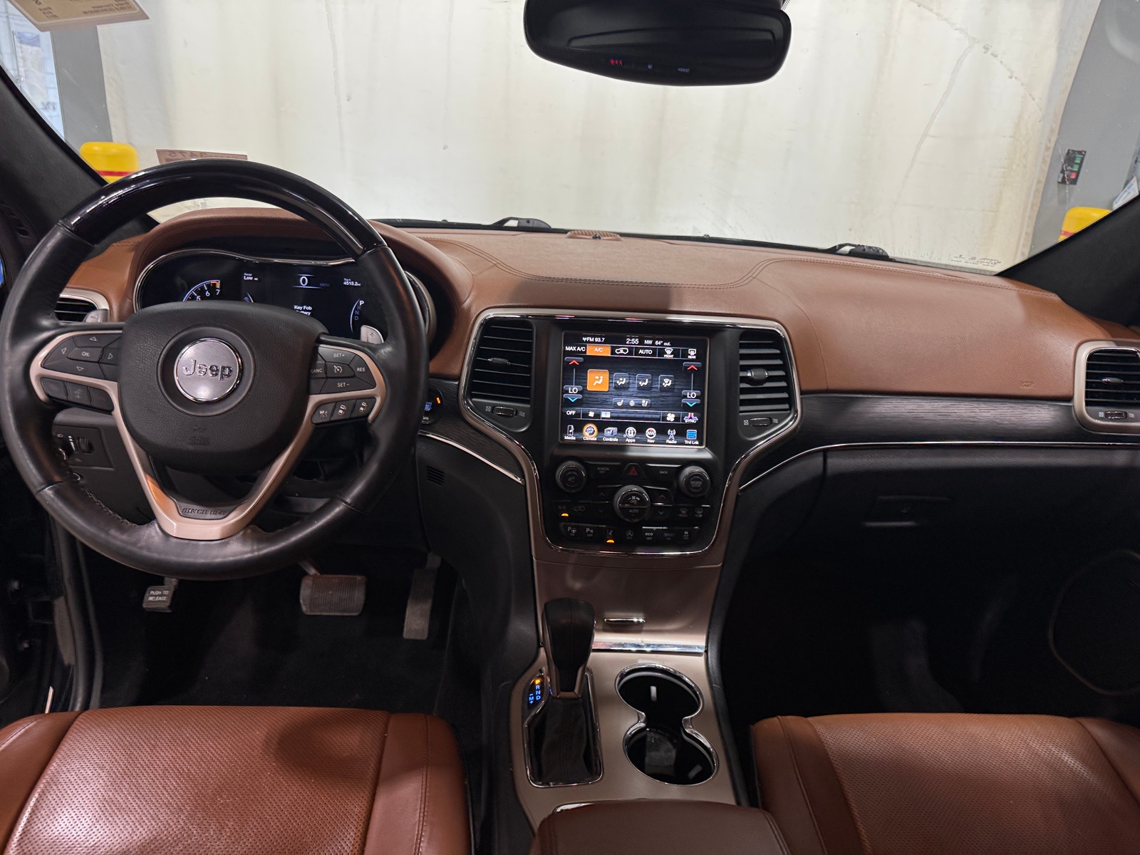 Thumbnail: 2017 Jeep Grand Cherokee - 2