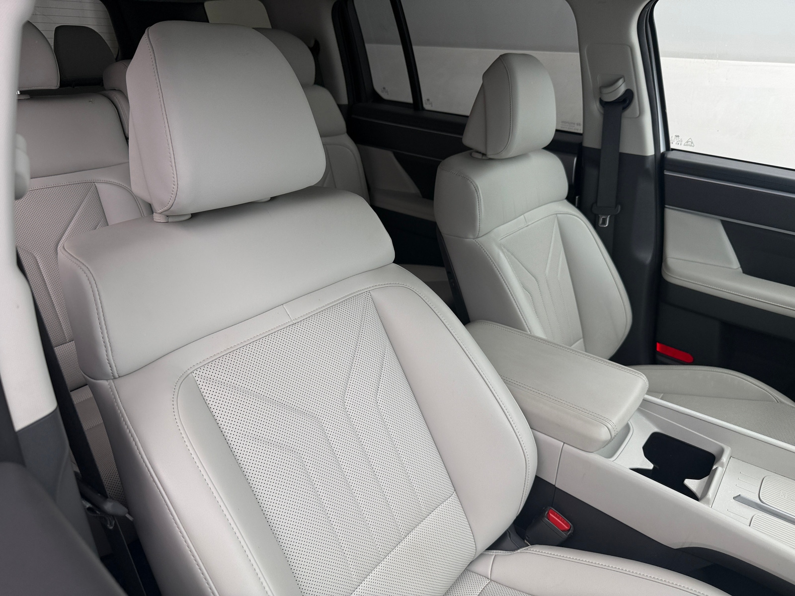 Thumbnail: 2025 Hyundai Santa Fe - 2