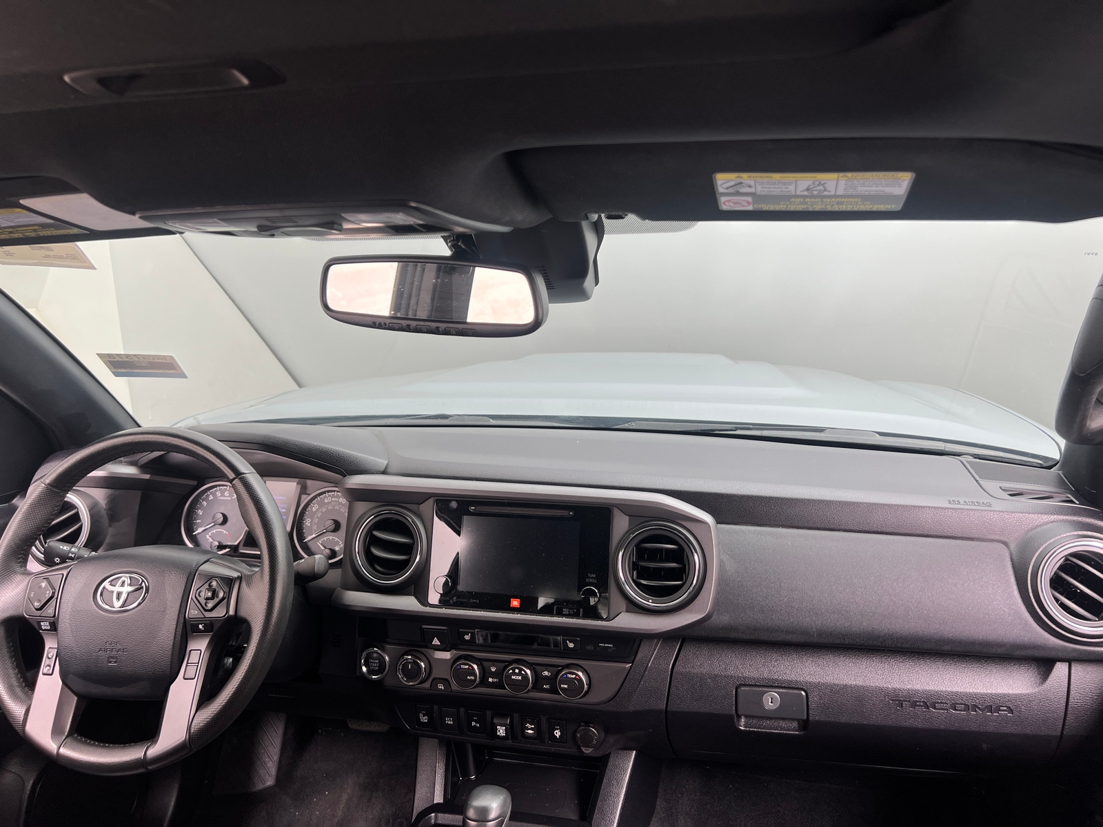 Thumbnail: 2019 Toyota Tacoma - 3