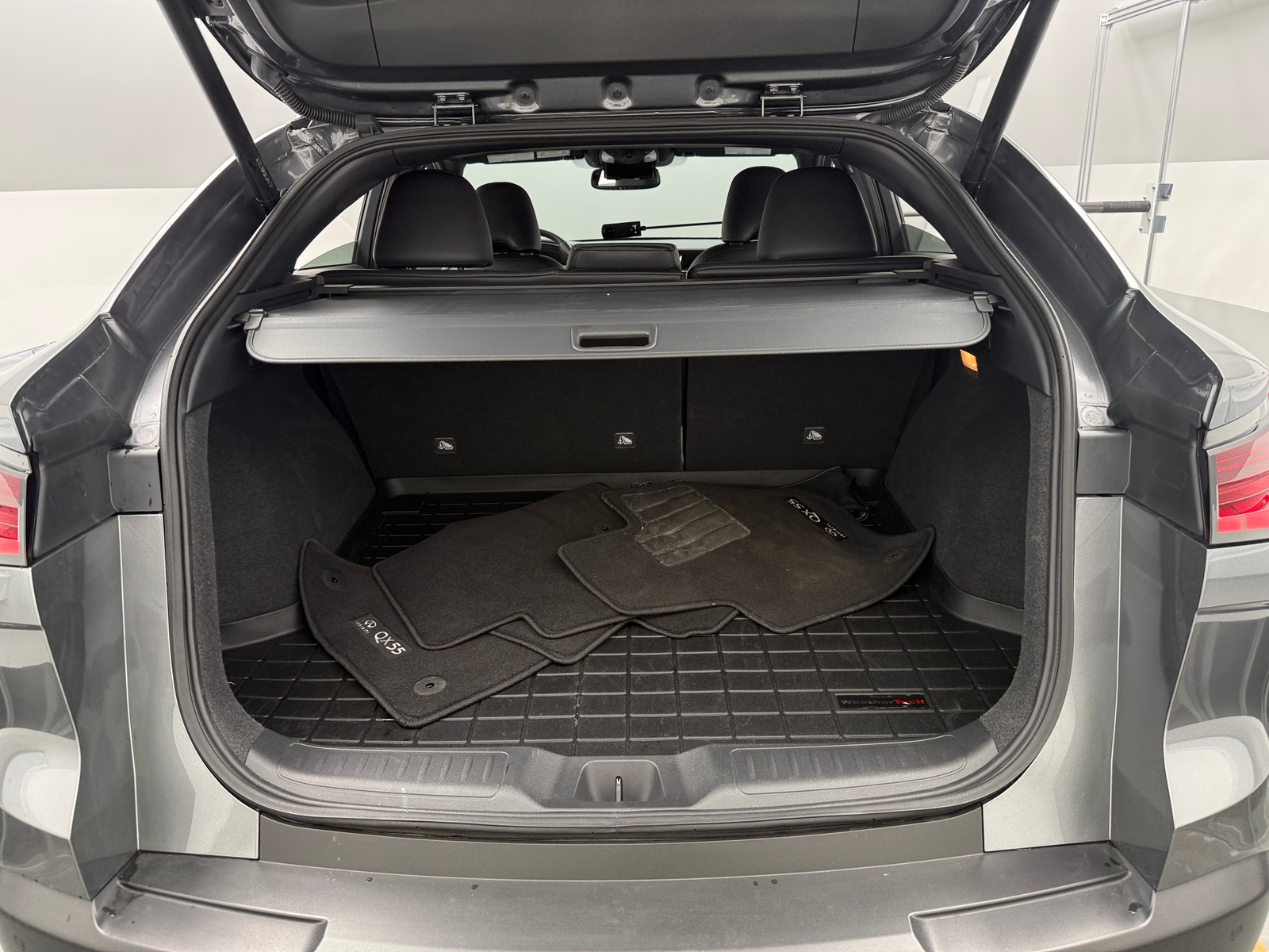 Thumbnail: 2023 INFINITI QX55 - 6