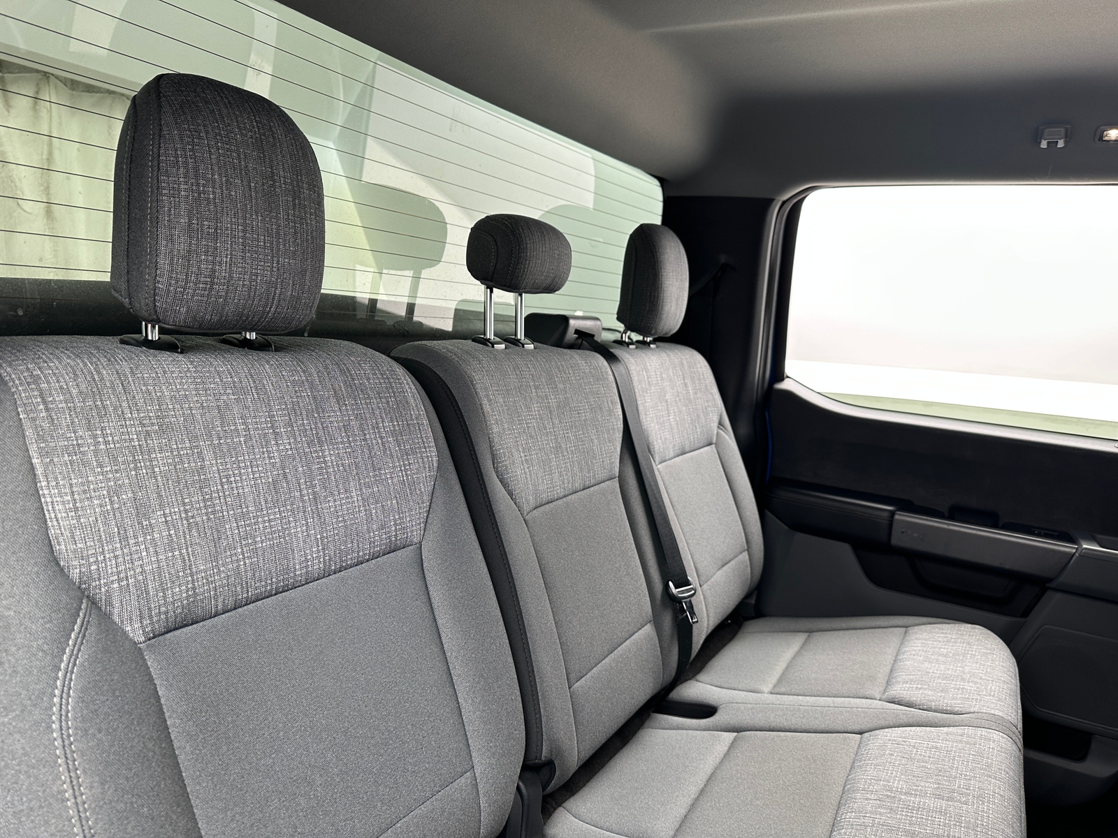 Thumbnail: 2021 Ford Econoline - 6