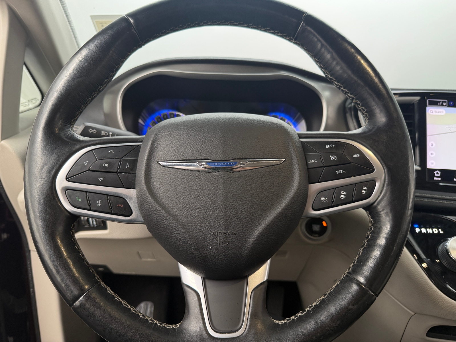 Thumbnail: 2021 Chrysler Pacifica - 4