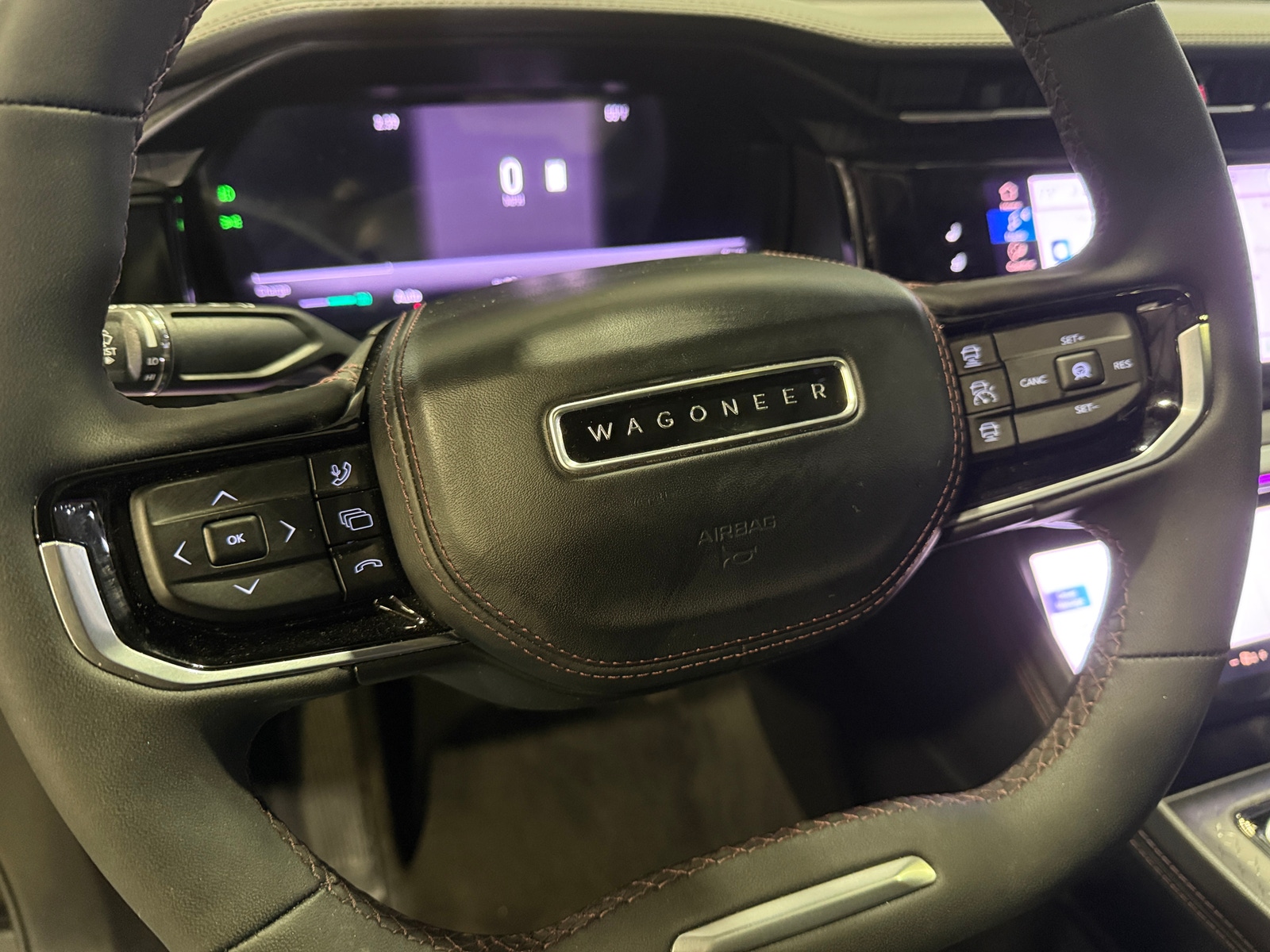 Thumbnail: 2024 Jeep Wagoneer S - 4