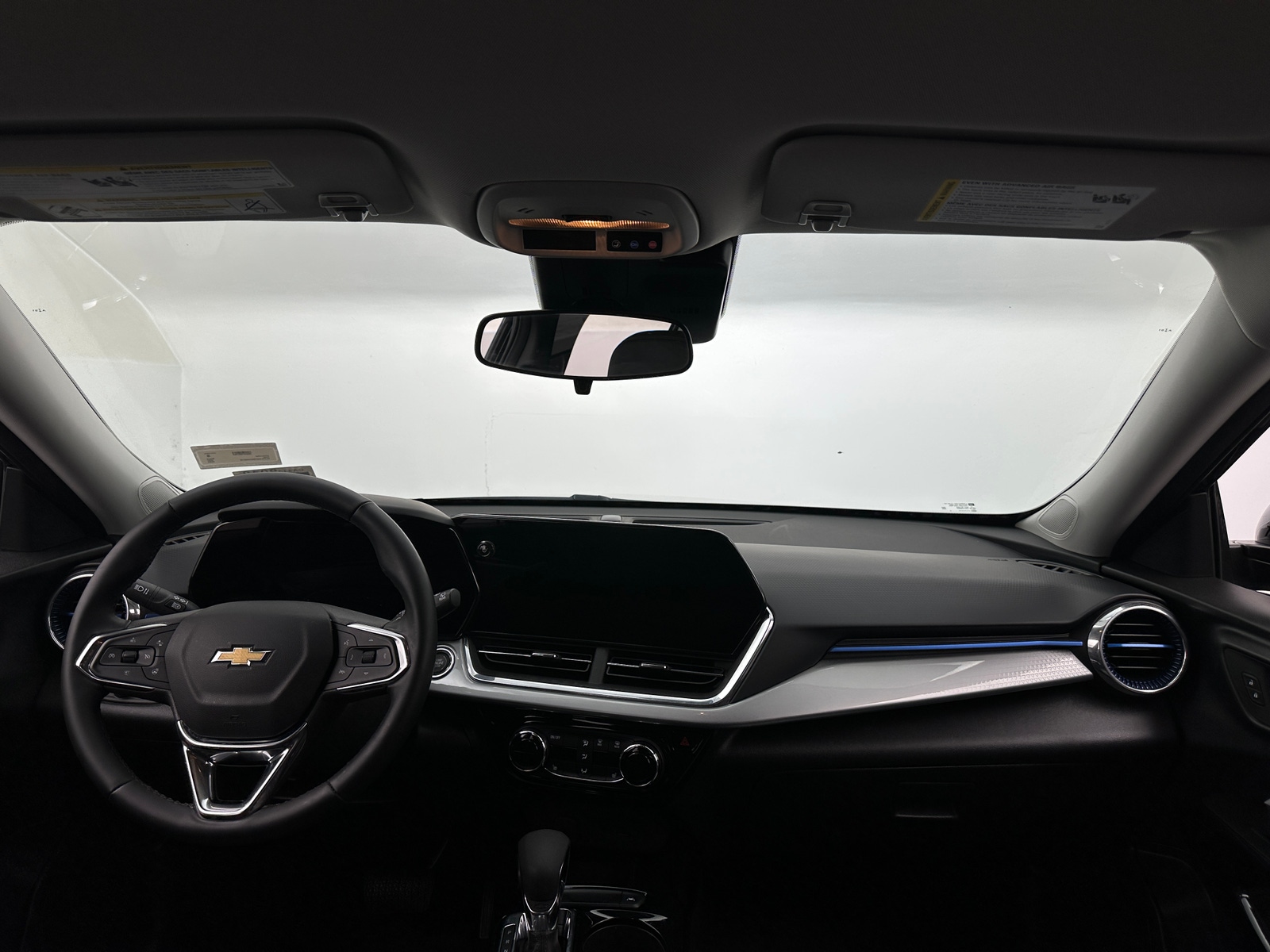 Thumbnail: 2025 Chevrolet Trax - 3