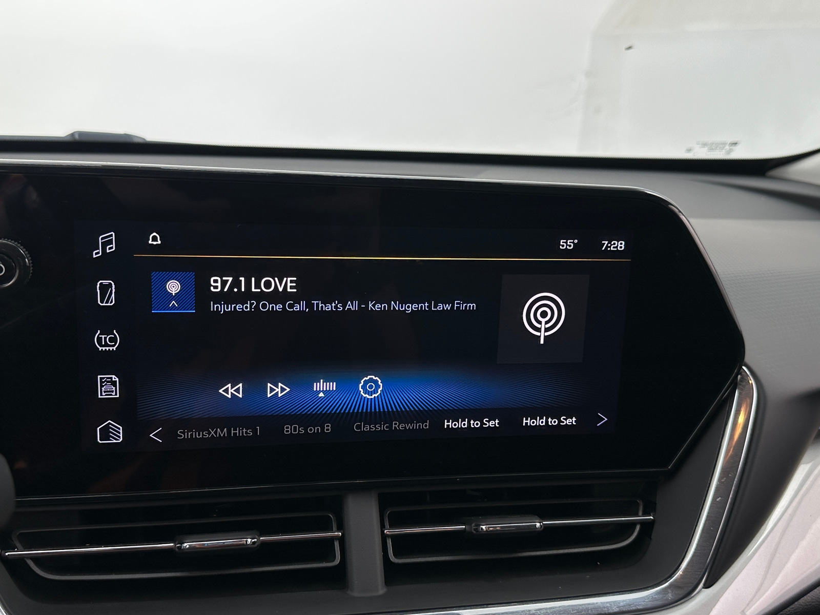 Thumbnail: 2025 Chevrolet Trax - 4