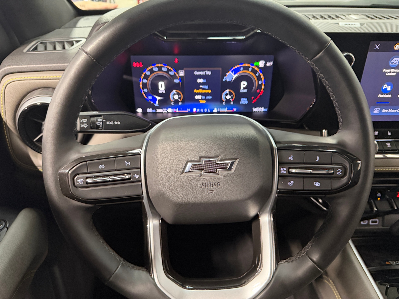 Thumbnail: 2025 Chevrolet Colorado - 4