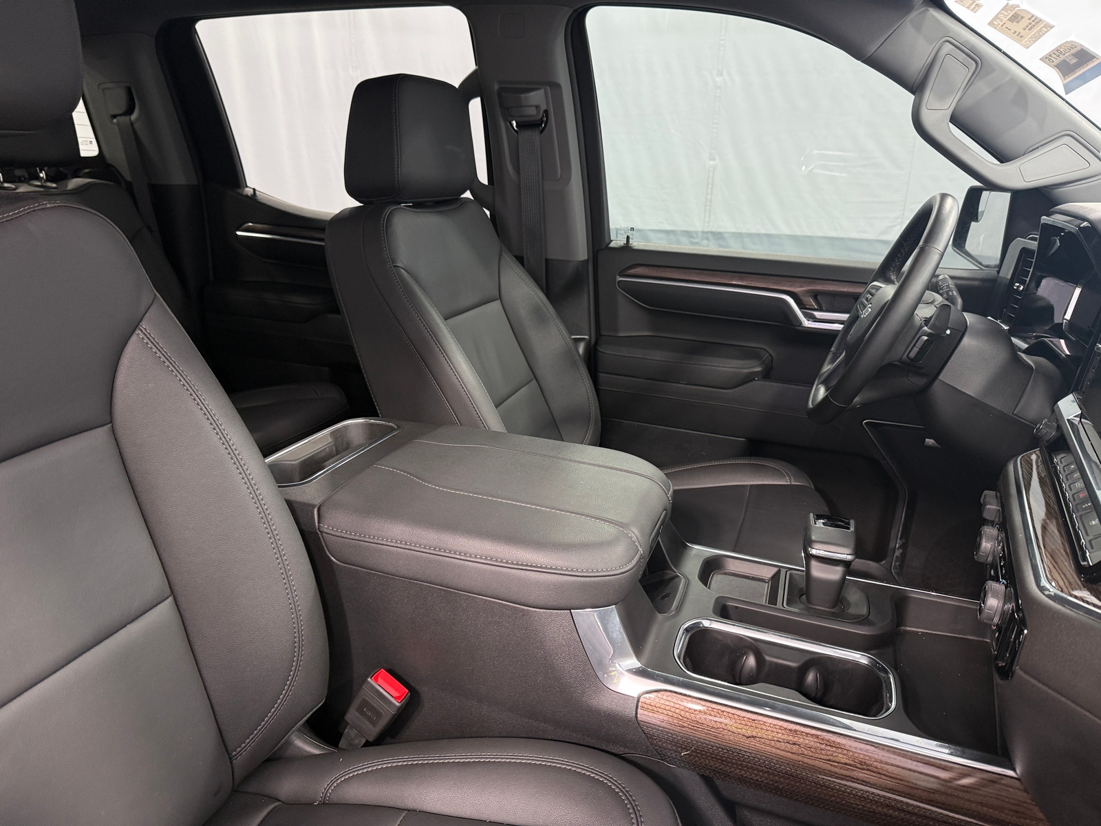 Thumbnail: 2024 Chevrolet Silverado 1500 - 2